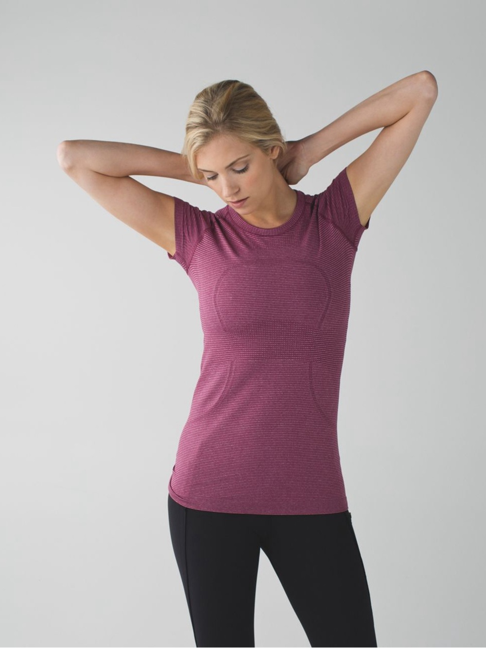 Lululemon | Swiftly Tech Short Sleeve Crew Heathered Dashing Purple $68 | Size 8